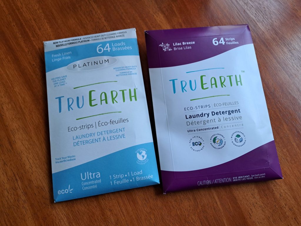 packages of Tru Earth detergent is Fresh Linen and Lilac Breeze